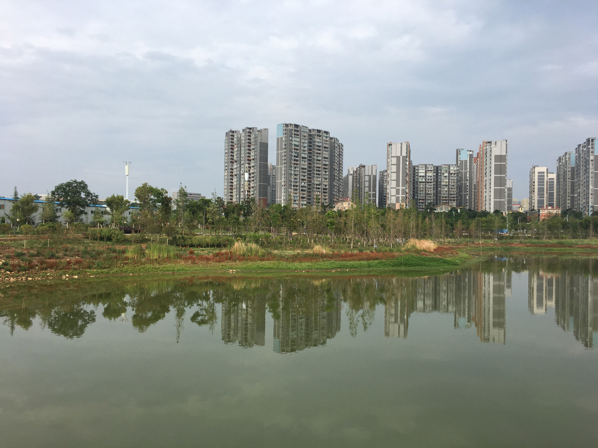 昆明市呈贡区夕阳红公园建设项目
